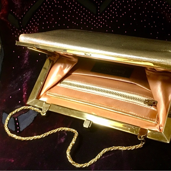 VINTAGE 1960s NICHOLAS REICH FOR BONWIT TELLER GOLD EVENING PURSE—RARE & ELEGANT - Picture 3 of 16
